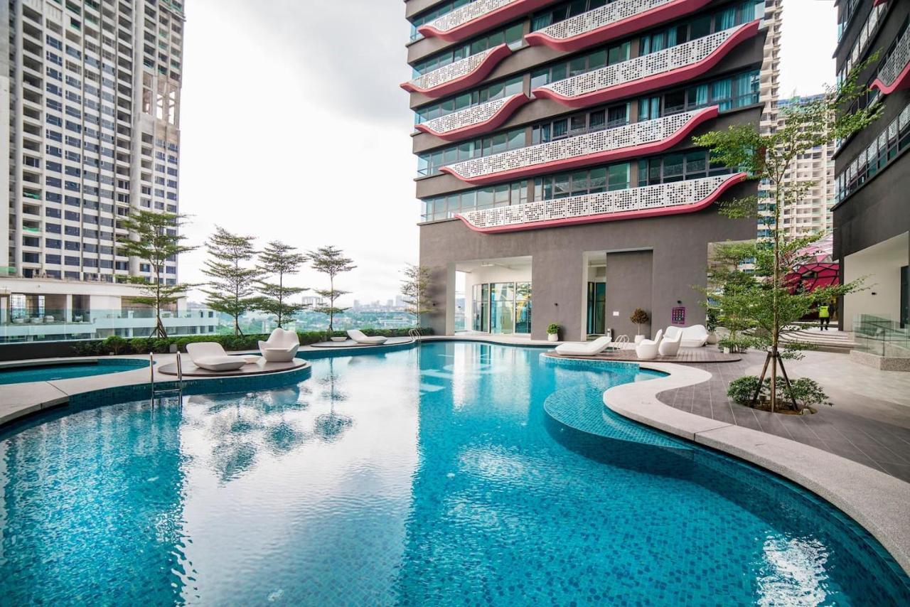 Arte Plus Klcc Designer Suites By Cobnb كوالالمبور المظهر الخارجي الصورة